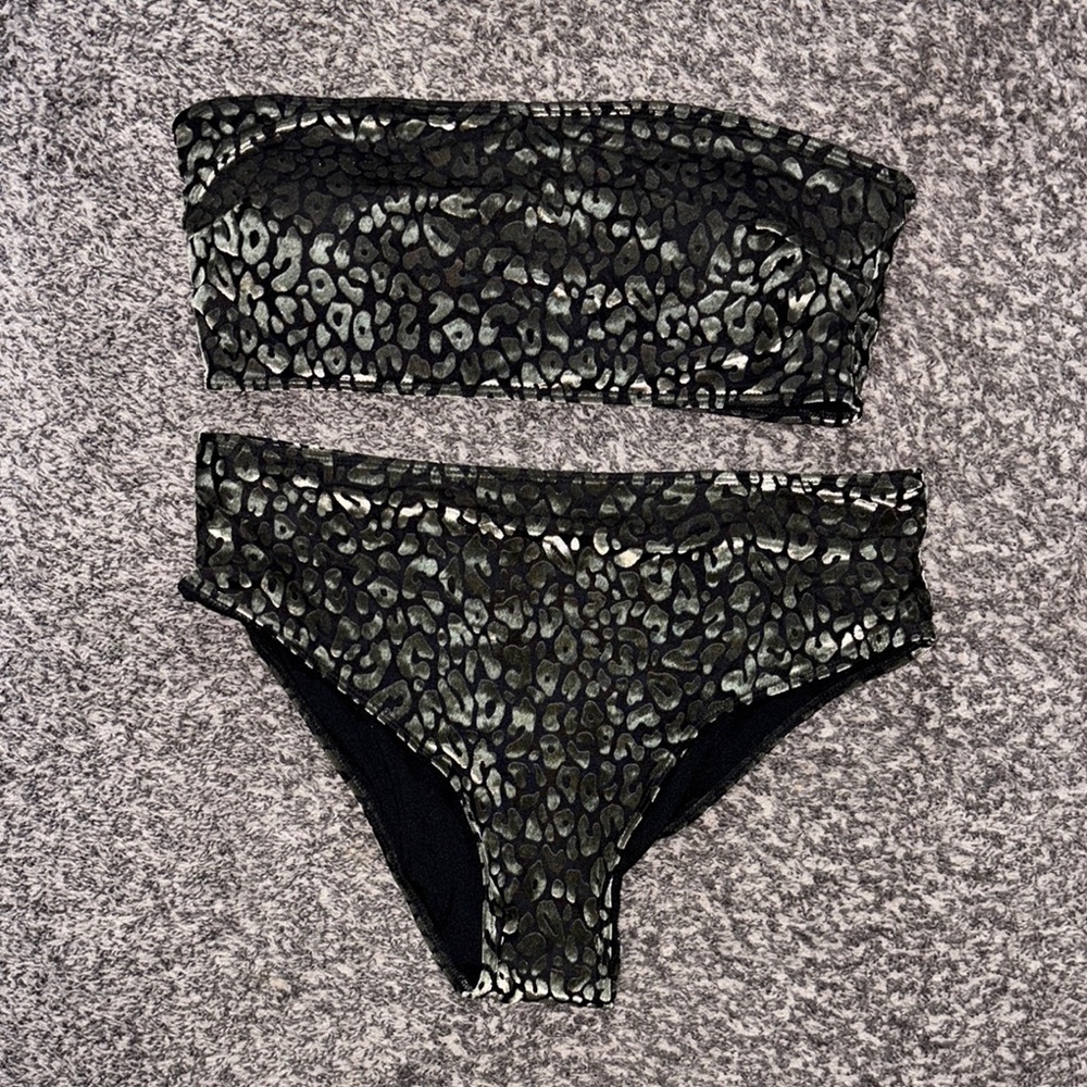 Chic Strapless Leopard Print Bikini